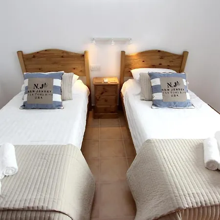 Villa Beautiful 5 Bedroom Villa With Private Pool And Hot Tub Villa Oceans Eleven