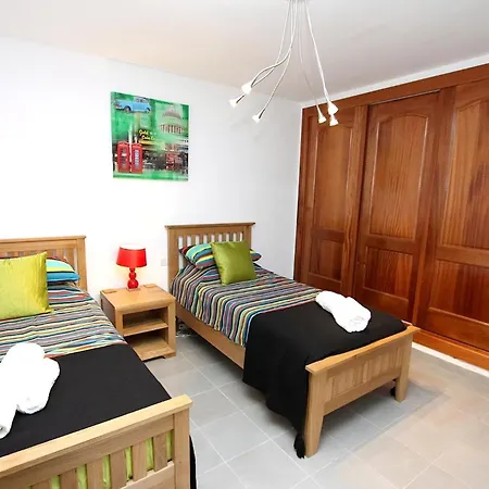 Elegant Oceano Once - Beautiful 5 Bedrooms Private Pool Villa Playa Blanca (Lanzarote)